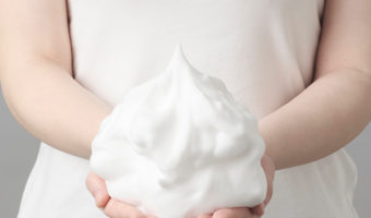 優しく肌を守りながら洗う洗顔